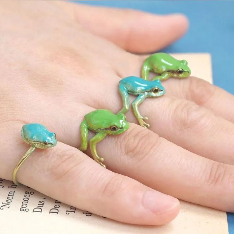 Tree Frog Ring & Earrings