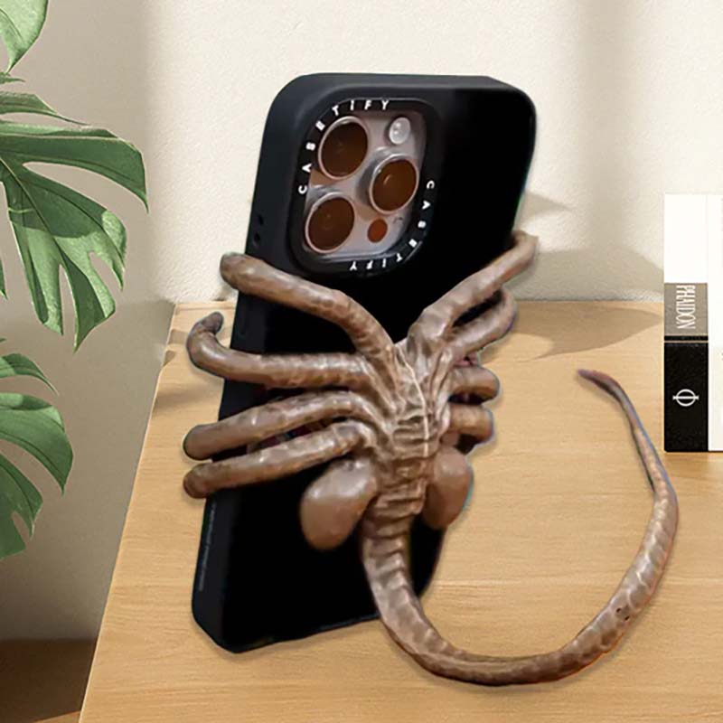 Horrible Facehugger Phone Holder