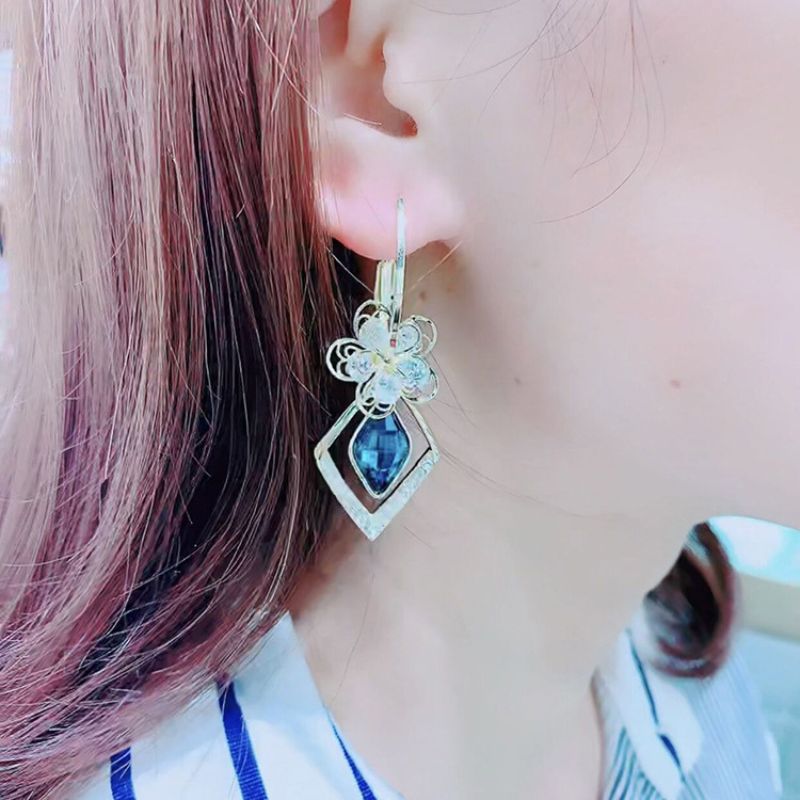 Flower Zircon Rhombic Sapphire Drop Earrings
