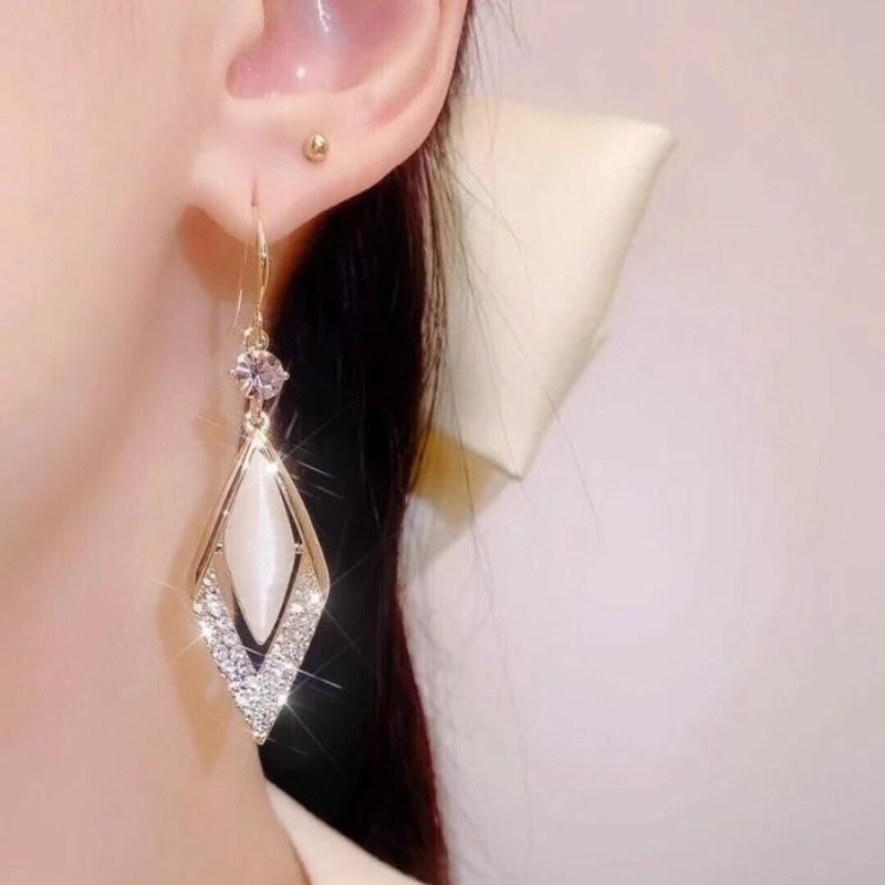 Fashion Rhombus Zircon Earrings