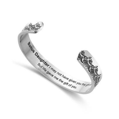 To My Bonus Daughter - "Life Gave Me the Gift of You" Bracelet