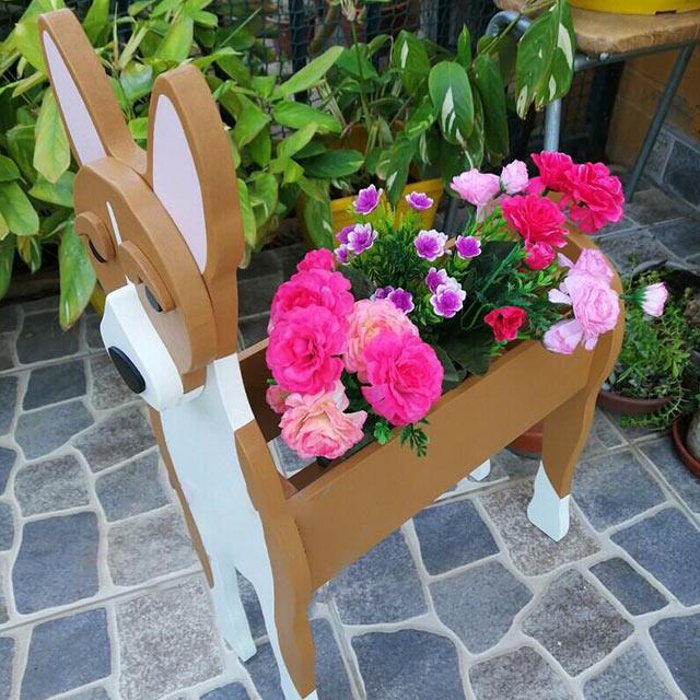 Basenji Planter AP057